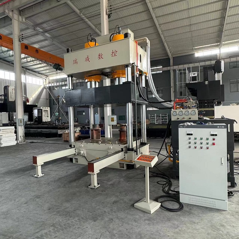 800T可移動工作臺粉末成型伺服熱鍛液壓機(jī)  800噸鹽磚油壓機(jī) 廠家定制獎牌壓力機(jī)